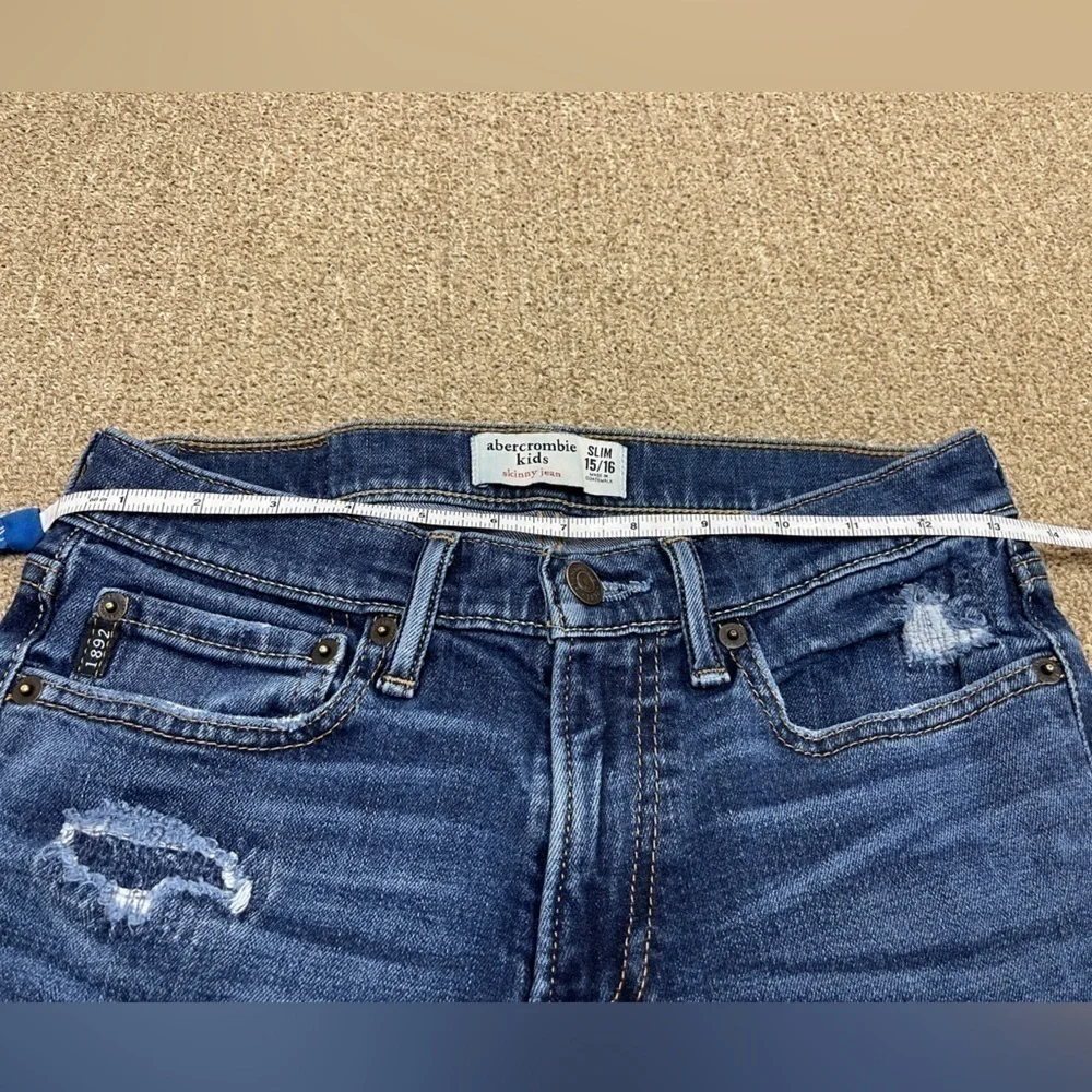 Abercrombie Kids: Boys Distressed Blue Skinny Jean, Boys 15/16
